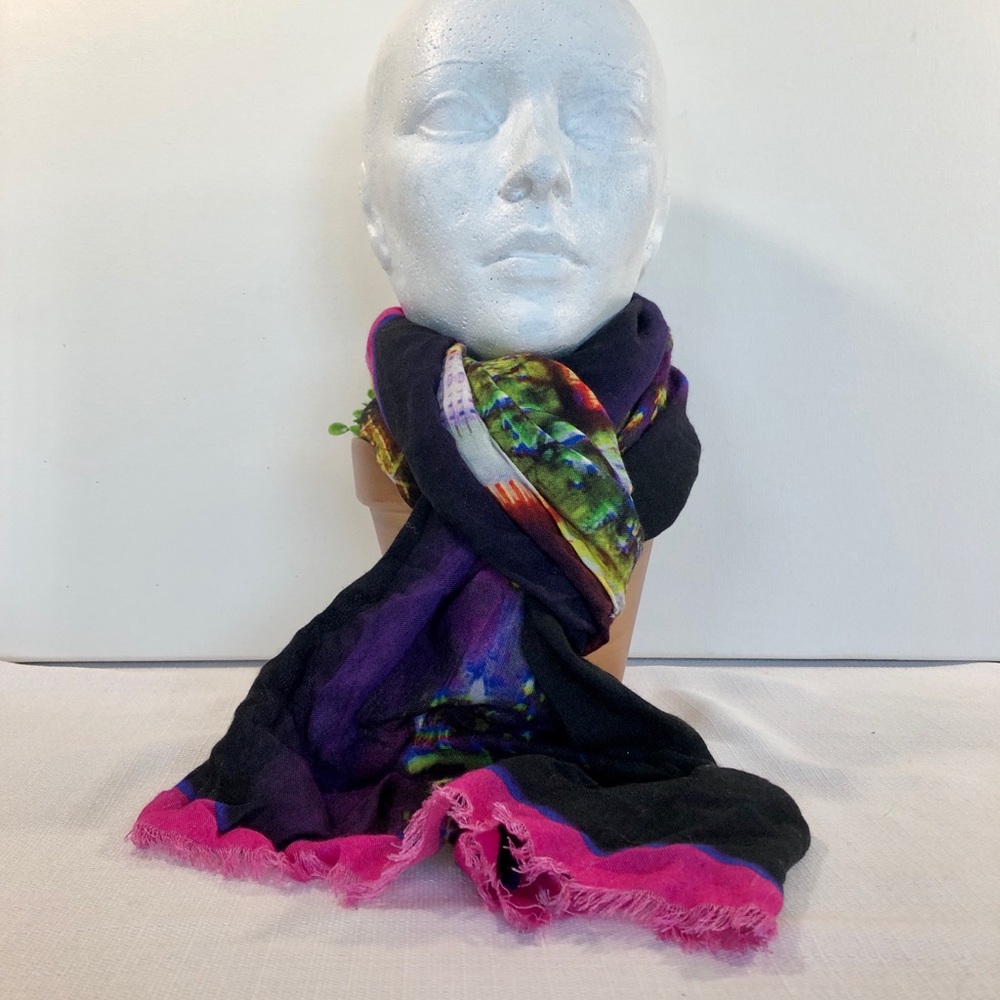 City print light scarf
